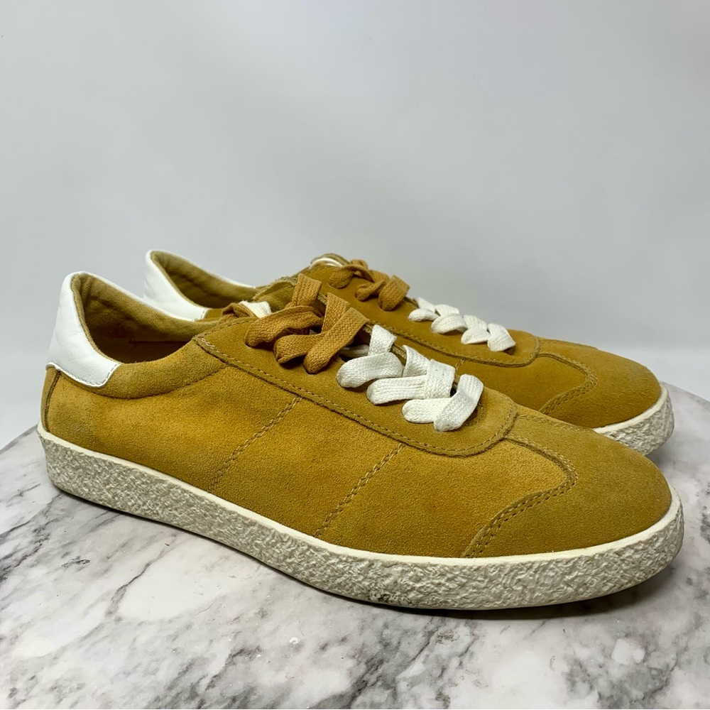 Rare Earth Becca Mustard Suede Sneakers 9 Casual Athleisure Loungewear Urban